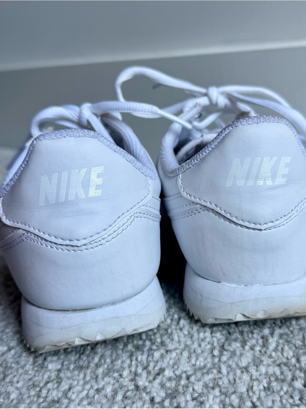 Nike All-White Low-Top Cortez Sneakers Size 5Y 7W - Picture 4 of 4